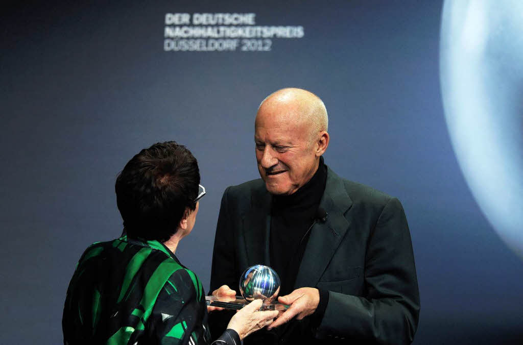 Stararchitekt Lord Norman Foster. Stararchitekt Lord Norman Foster.