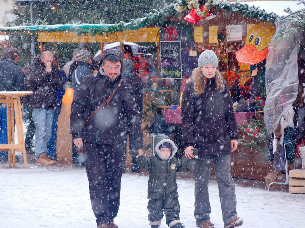 Erstmals ber vier Tage hinweg, von Donnerstag bis Sonntag, prsentiert sich der Weihnachtsmarkt mit attraktivem Programm.