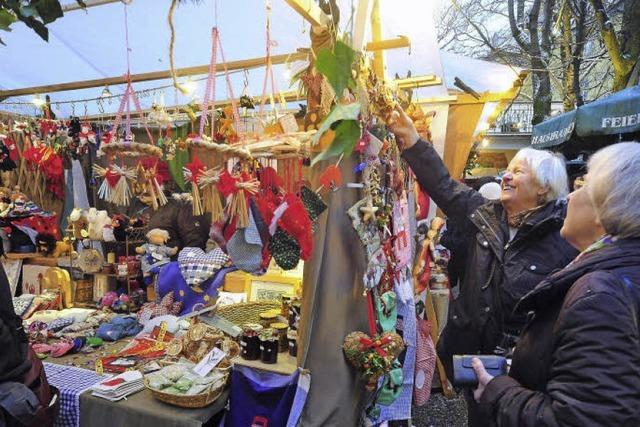 Adventsmarkt im Feierling-Garten