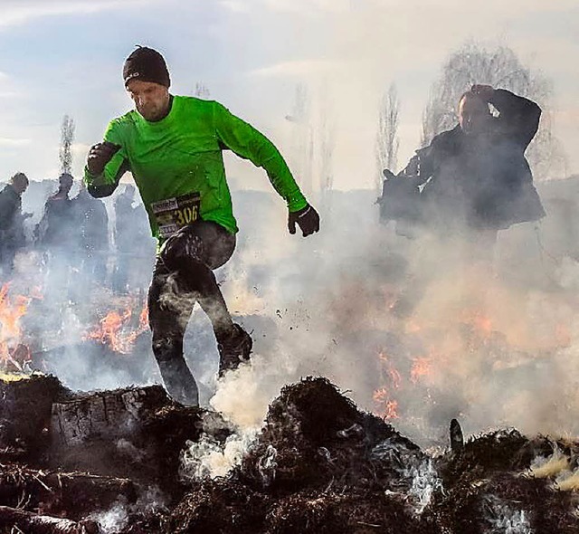 Ein wenig glich das &#8222;Getting Tou...d der Feuerspringer Matthias Schnabel.  | Foto: bz