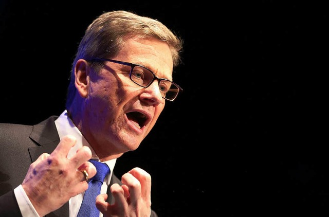 Westerwelle beim Landes-Parteitag der FDP.  | Foto: dpa