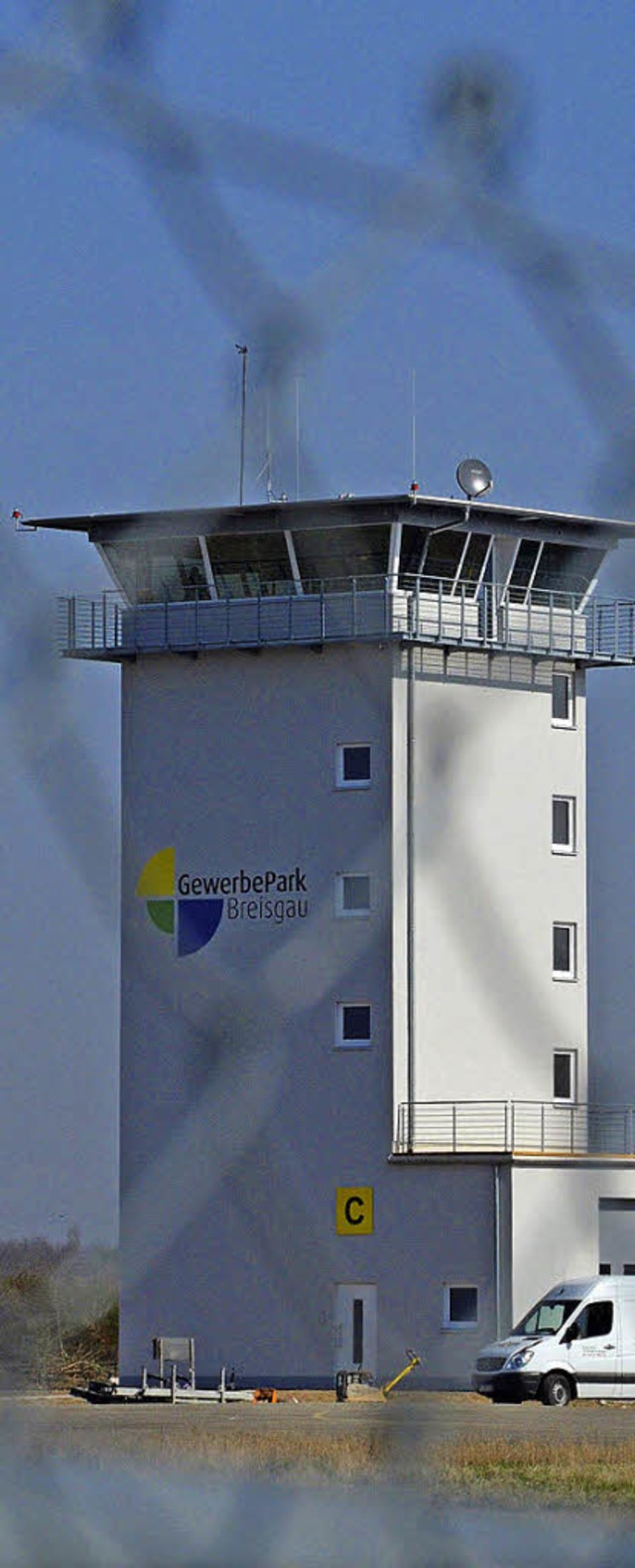 Im zurckliegenden Jahr wurde der Tower im Gewerbepark fertiggestellt.   | Foto: Susanne Mller