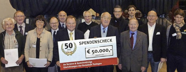 Aus Anlass des 50-jhrigen Jubilums d... Gemeinde zum Ausdruck bringen wollte.  | Foto: Karlernst Lauffer