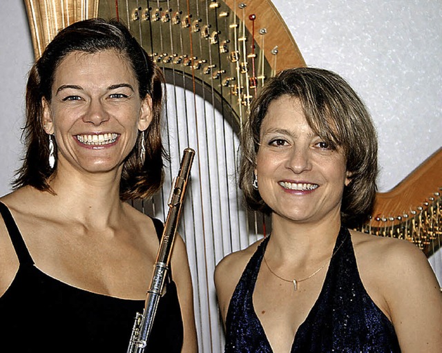 Christine Braun (links) und Yvonne Deutsch-Cammarosano musizieren am Sonntag.   | Foto: privat