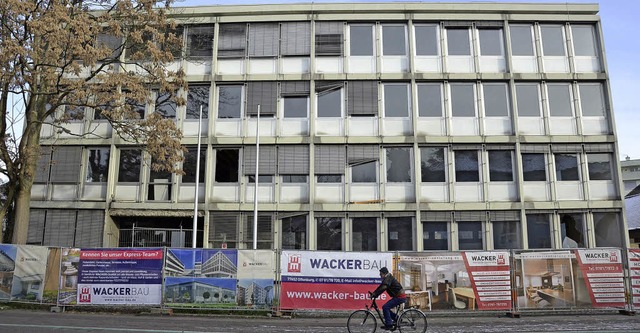 ehemaliges Wasserwirtschaftsamt Ortenb...au Offenburg in ein rztehaus umgebaut  | Foto: Ralf Burgmaier