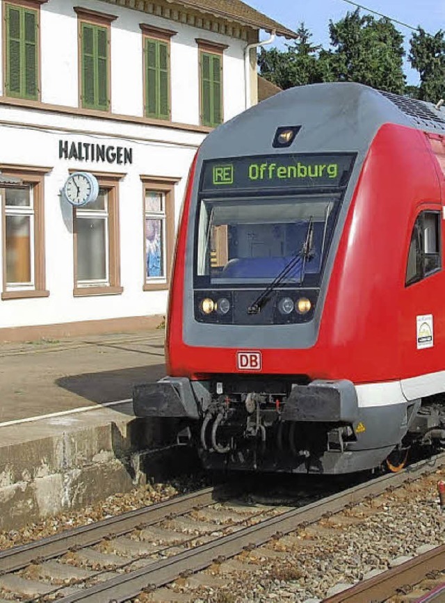 Weniger Zge machen seit der Inbetrieb... Katzenbergtunnels Halt in Haltingen.   | Foto: Archivbild: Lauber