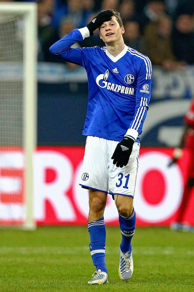 Julian Draxler vom FC Schalke nach einer vergebenen Torchance.