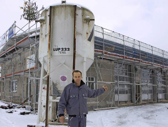 Im Frhjahr mchte der junge Kfz-Meist...im Gewerbegebiet Frohnacker erffnen.   | Foto: Elfriede Mosmann