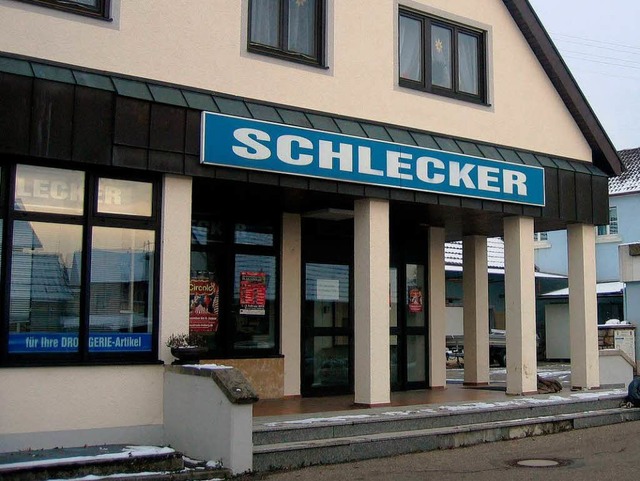 Noch steht die ehemalige Schlecker-Fil...ort   frische  Lebensmittel anbieten.   | Foto: Ingeborg Grziwa