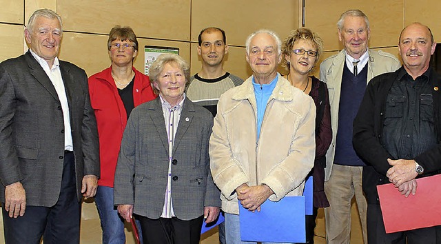 Ehrung beim TuS Maulburg: Von links Br...Ernst Staudinger, Wolf-Dieter Mller.   | Foto: Anja Bertsch