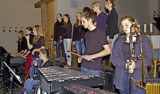 Gymnasiasten musizieren zum Advent /  ...er-Gymnasiums in allen Epochen zuhause  | Foto: Andrea Steinhart