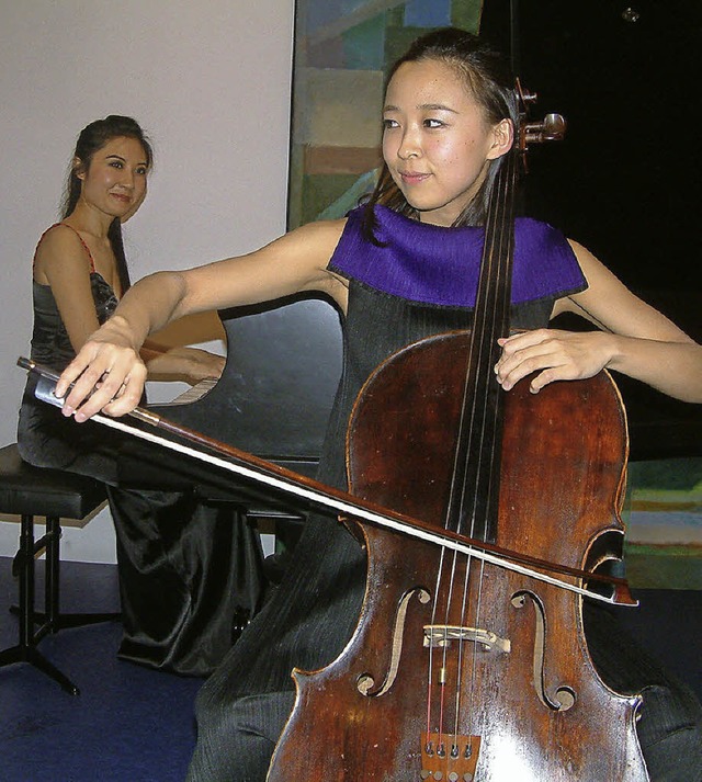 Yubo Zhou (links) und  Izumi Fujii   | Foto: R. Frey