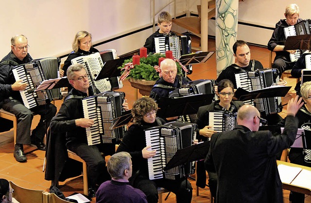 Ein wunderschnes Weihnachtskonzert ga...Samstag  in der evangelischen Kirche.   | Foto: Anja Bertsch