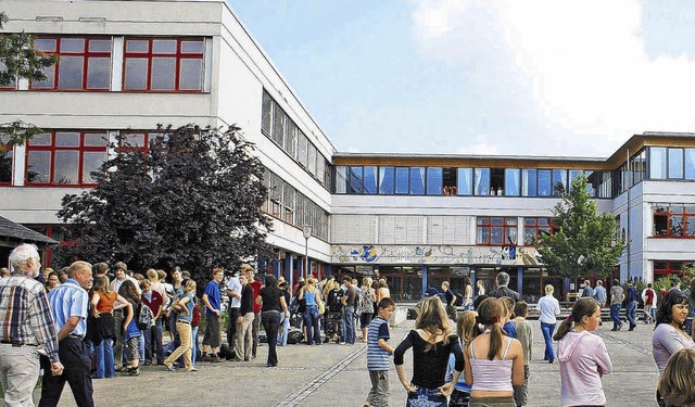 Einen Amoklauf am Frstenberg-Gymnasiu...in dem  sozialen Netzwerk hinterlie.   | Foto: privat