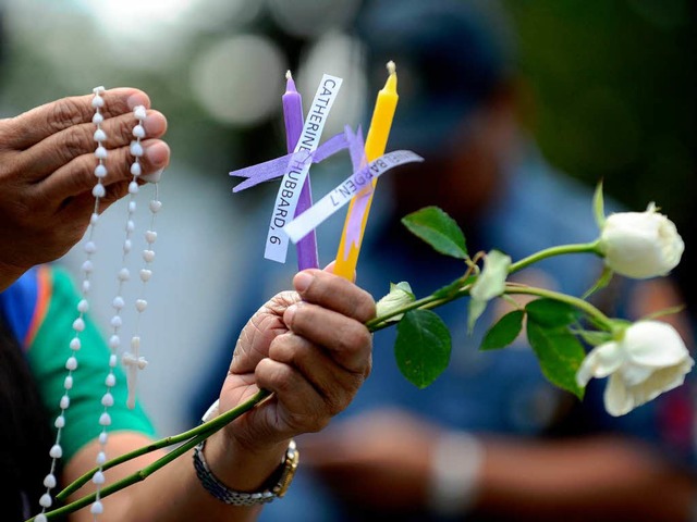 Die Trauer  um die Kinder, die bei dem... in Newton ums Leben kamen, ist gro.   | Foto: AFP