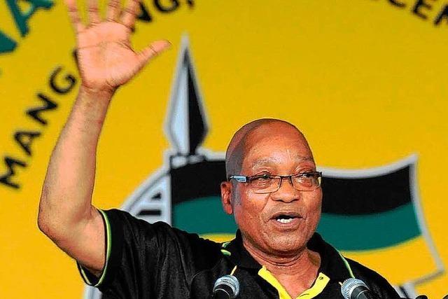 Zuma siegt mit großer Mehrheit