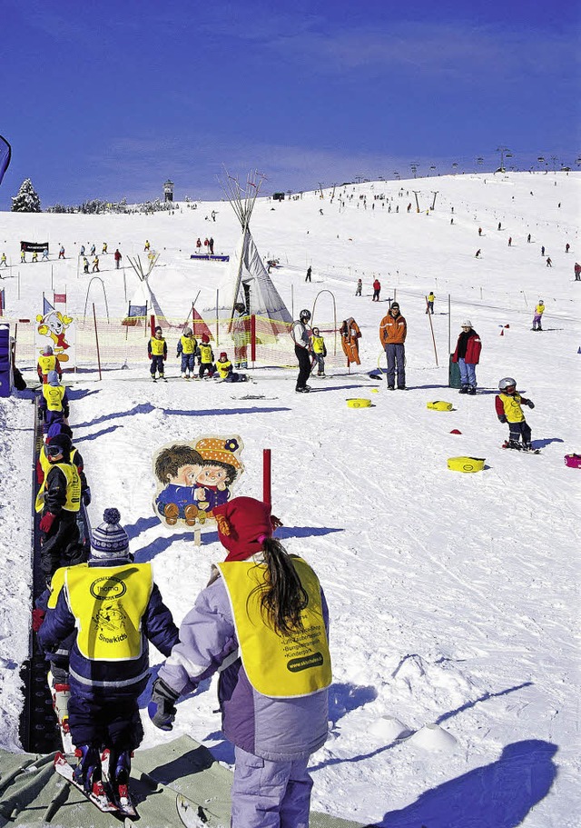 &#8222;Kids on snow&#8220; heit es am Sonntag auf dem Feldberg.   | Foto: Thoma