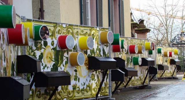 Leuchtksten zieren die Korngasse: ein Werk von 26 jungen Knstlern.  | Foto: susanne Ramm-weber