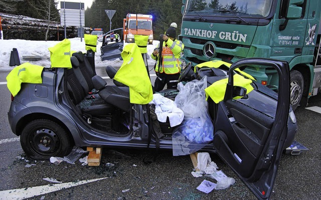 Alle vier Insassen des Kleinwagens erl...500 in Seebrugg schwere Verletzungen.   | Foto: Kamera 24