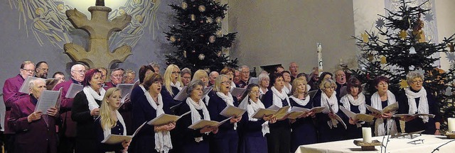 Hndels &#8222;Freuet euch all&#8220; ...Darbietung von Mnner- und Frauenchor.  | Foto: Silke Hartenstein