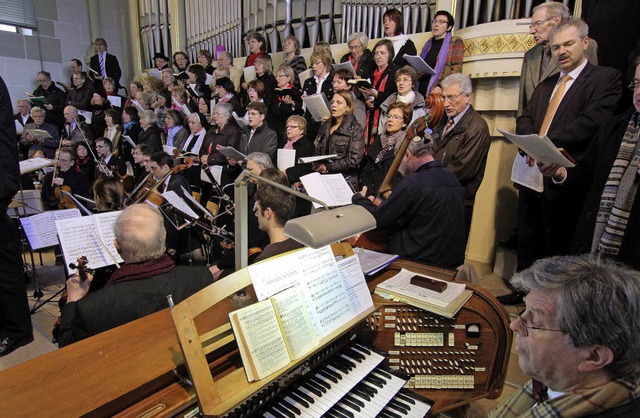 Wie in der Dreifaltigkeitskirche waren...e mit feierlichen Klngen  begleitet.   | Foto: P. Heck