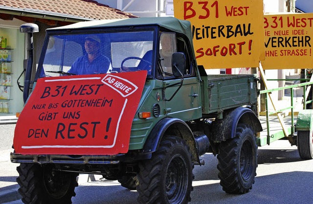 Der Widerstand gegen den Planungsstopp...Landwirte den Weiterbau der B31 West.   | Foto: Benjamin Bohn
