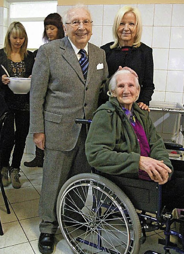 Der 90-jhrige Georg Dietrich beim Bes...n der polnischen Partnerstadt Olsztyn   | Foto: Wiedemer