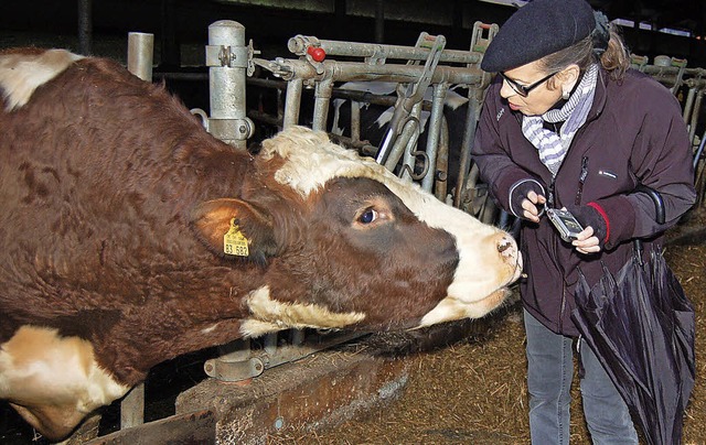 Fr die Fotokamera der Ortsvorsteherin... Hofs, den die Degerfelder besuchten.   | Foto: Heinz Vollmar