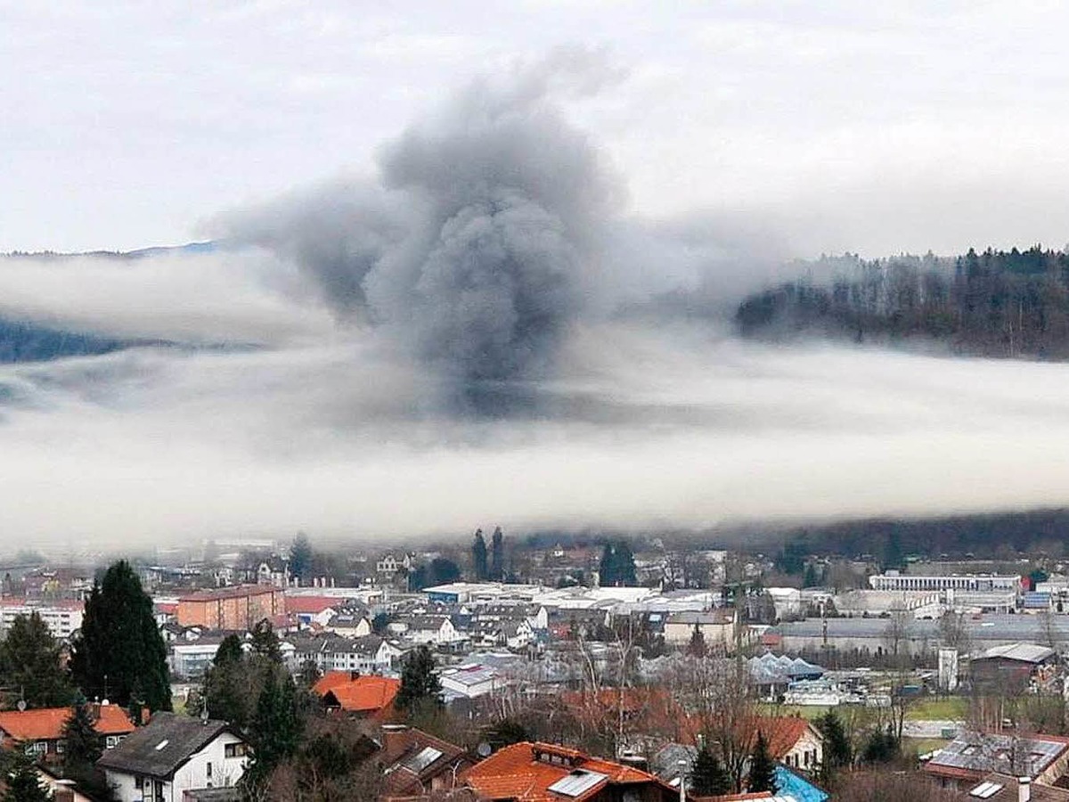 Die Rauchwolke breitete sich ber die halbe Innenstadt aus, hier ein Blick von Wiechs.