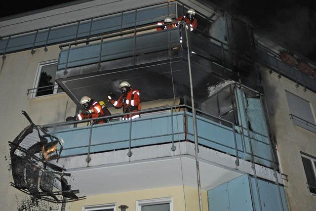 Arbeitsreiche Silvesternacht fr Feuerwehr und Polizei