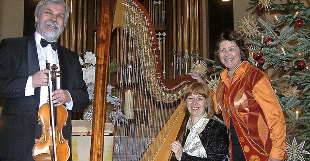 Die Sngerin Eva Csapo, die Harfenisti...in der Kirche St. Georg in Haltingen.   | Foto: Frey