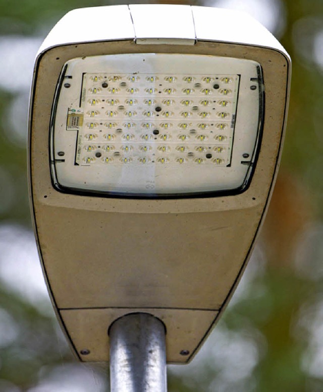 Slden steigt bei den Straenlampen auf LED-Technik um.   | Foto: dpa