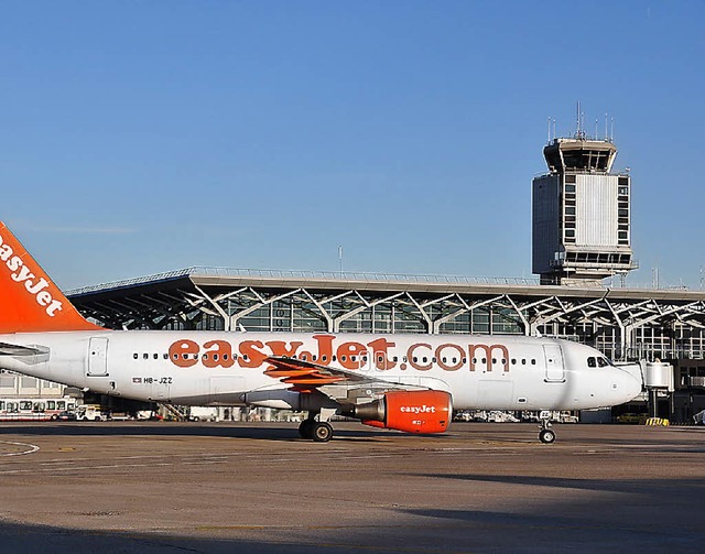 Billigflieger wie Easyjet bringen dem ...ele Passagiere mit eher wenig Flgen.   | Foto: Mahro