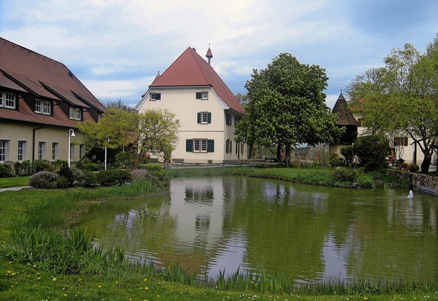 Die  Villa  und das  Herrenhaus  im We...Eschbach erstrahlen  in neuem  Glanz.   | Foto: Ingeborg Grziwa