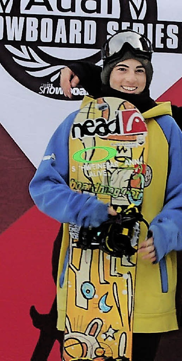Stolzer Sieger: Snowboarder Luis Eckert   | Foto: swiss