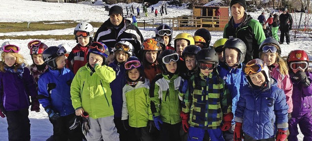 Die Kleidung sitzt, die Motivation ist...ler mit ihren Lehrern in Todtmoos-Weg   | Foto: Skiclub Wehr