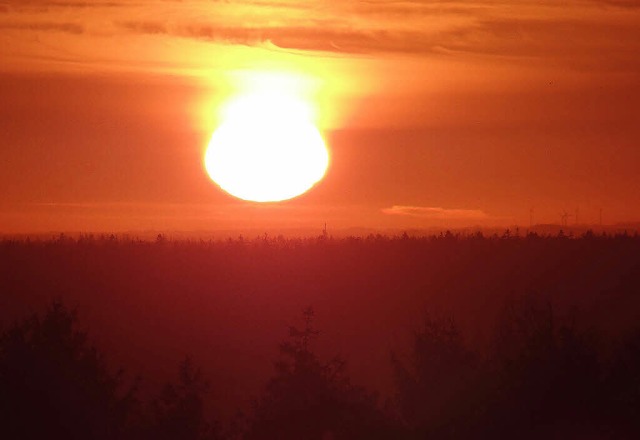 Die Sonne sah man 2012 in Segeten huf...einer Wetterstation nach WMO-Standard.  | Foto: Dpa