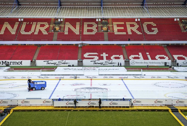 Vier Wochen lang haben Spezialisten an...n frchten sie vor allem eines: Regen.  | Foto: dpa