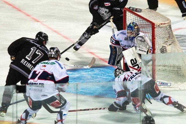 Winter Game: Ice Tigers besiegen Eisbren 4:3