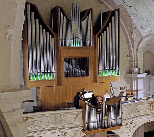 Die technisch und klanglich vllig ver...sem Abend die liturgische Farbe grn.   | Foto: Eberhard Weiss