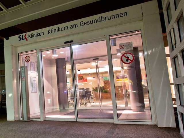 Die SLK-Kliniken Heilbronn haben einen...verletzung angeklagten Arzt entlassen.  | Foto: dpa