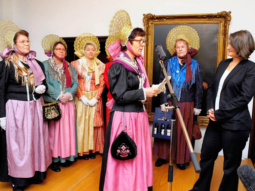 Neujahrsbesuch der Trachtentrgerinnen und Trachtentrger bei Regierungsprsidentin Brbel Schfer