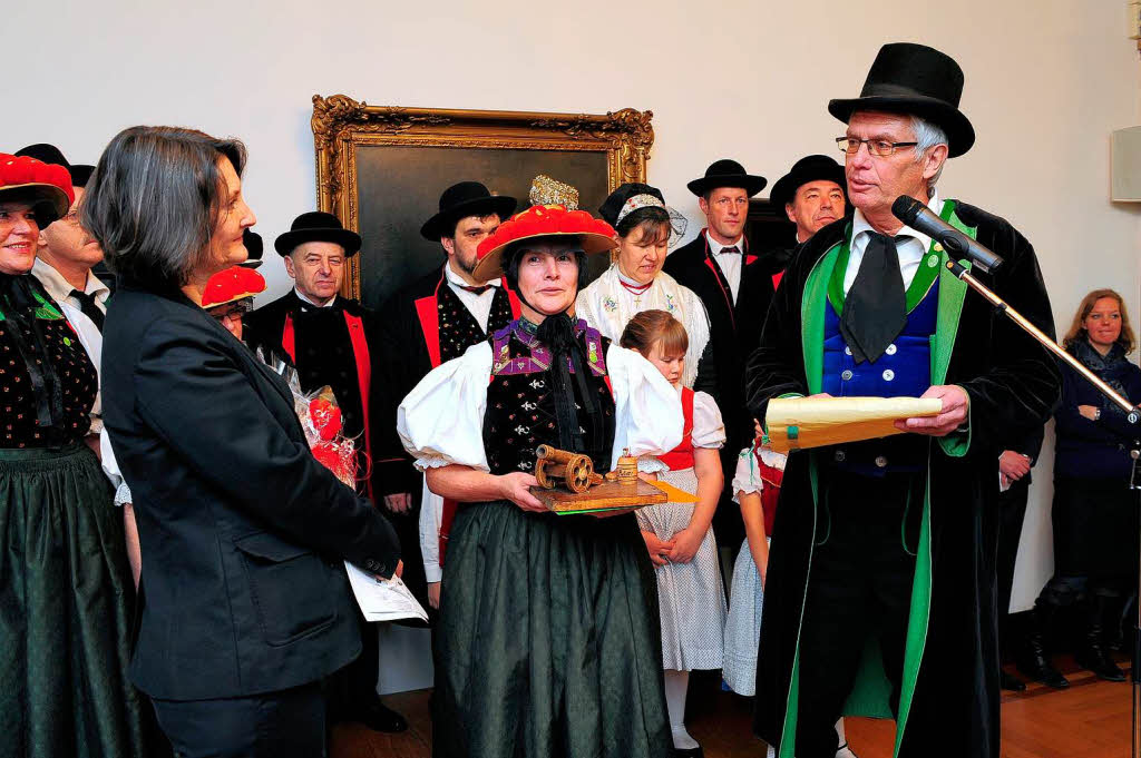 Neujahrsbesuch der Trachtentrgerinnen und Trachtentrger bei Regierungsprsidentin Brbel Schfer