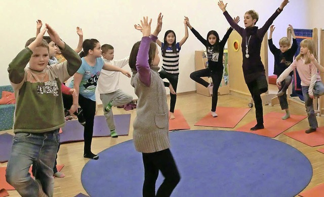 Zu den Betreuungsangeboten fr Dritt- ...er Hans-Thoma-Schule zhlt auch Yoga.   | Foto: privat