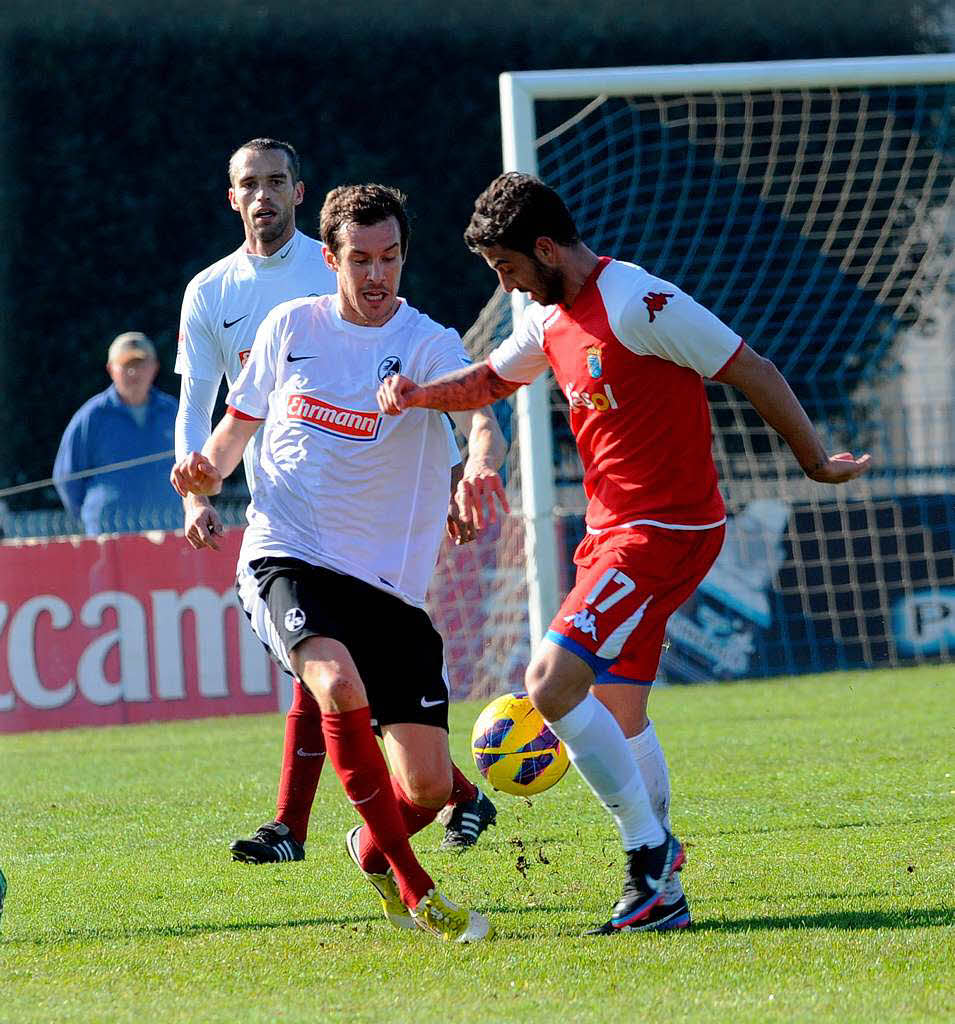 Der SC Freiburg siegt im Testspiel gegen Xerez CD mit 8:1.