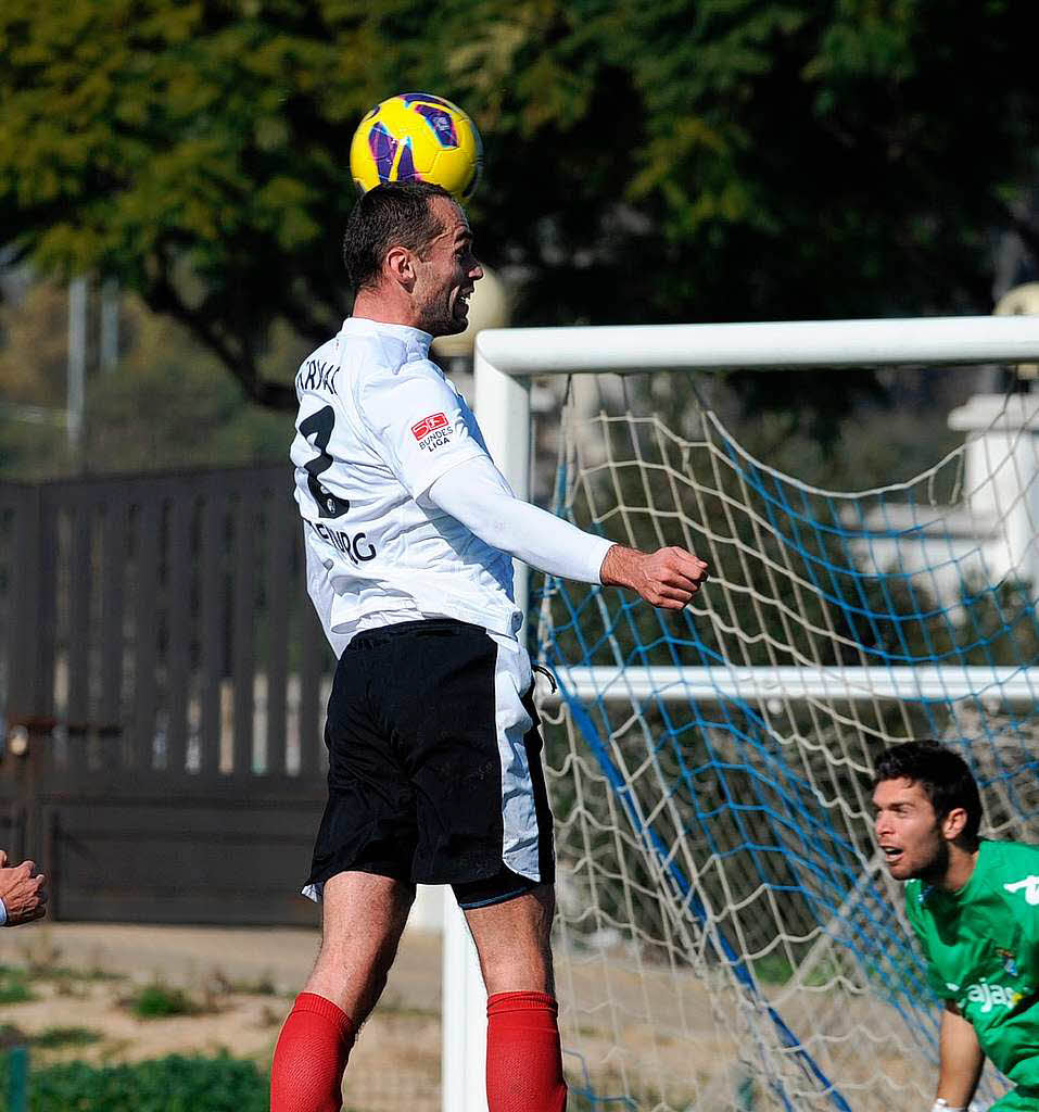 Der SC Freiburg siegt im Testspiel gegen Xerez CD mit 8:1.