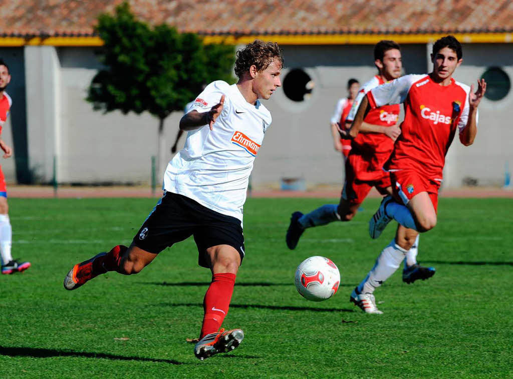 Der SC Freiburg siegt im Testspiel gegen Xerez CD mit 8:1.