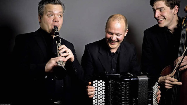 Das Trio Neuklang (von links: Nikolaj ... am Samstag im Ettenheimer Brgersaal.  | Foto: Privat
