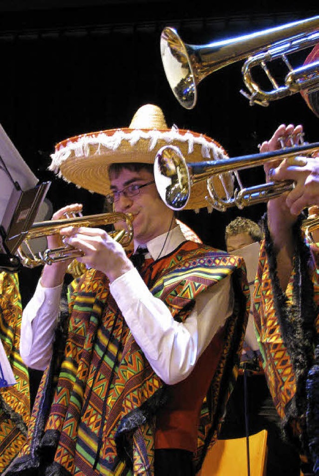 Beim Konzert der Trachtenkapelle Oberr...en musikalischen Ausflug nach Mexiko.   | Foto: Monika Rombach
