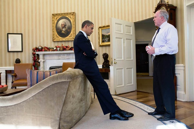 Barack Obama  mit dem designierten CIA...Vize-Sicherheitsberater John Brennan.   | Foto: AFP